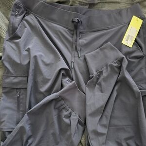 Target In motion brand lightweight nylon cargo jogger pants gray size 1x NWT